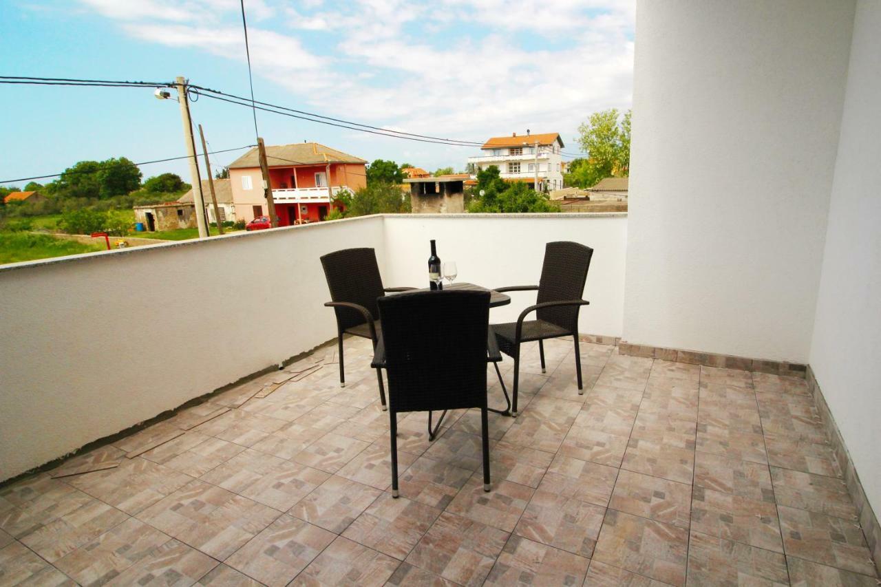 Apartment Sime Nin Εξωτερικό φωτογραφία