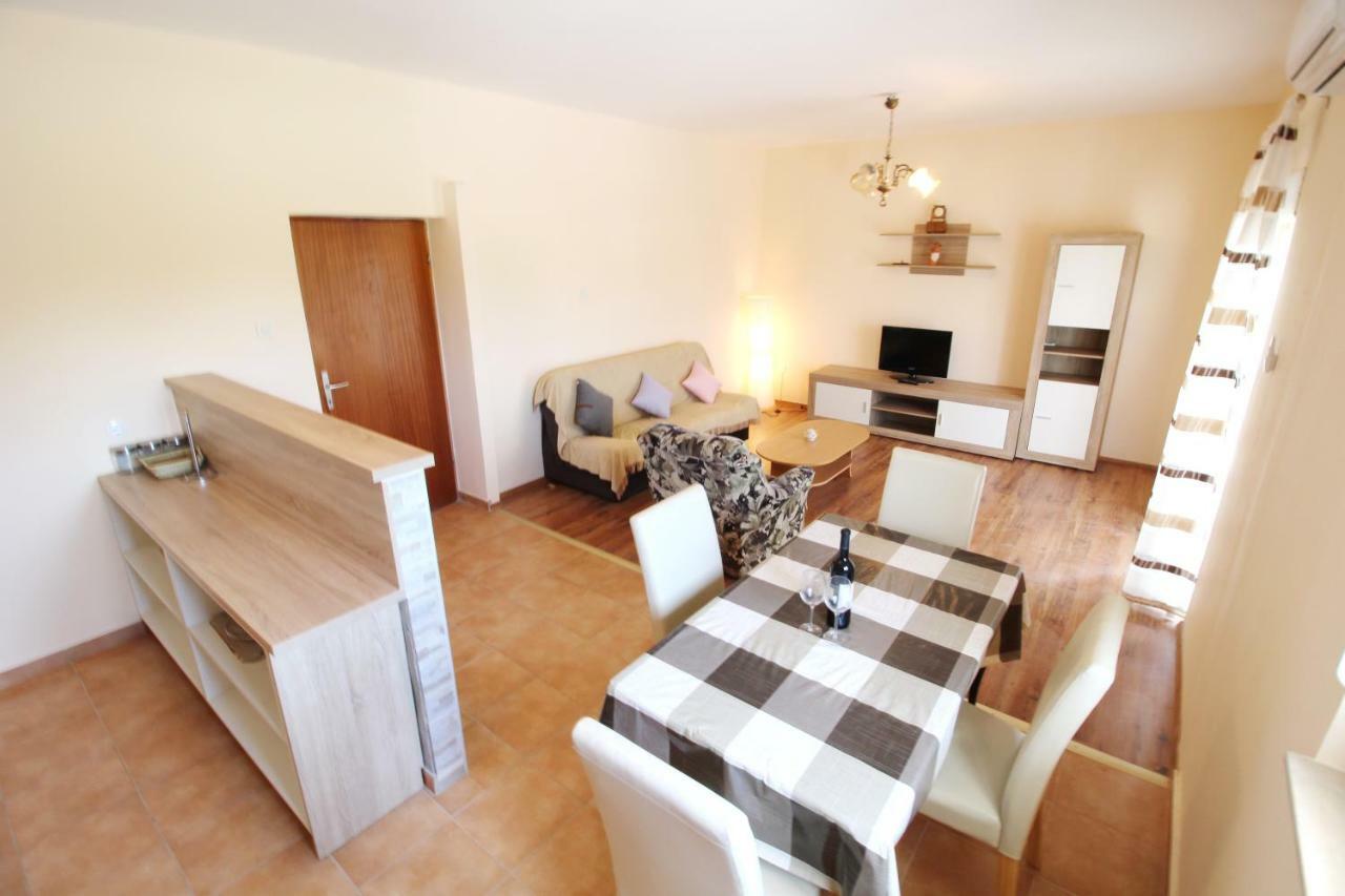 Apartment Sime Nin Εξωτερικό φωτογραφία